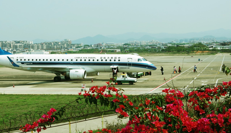 鄭州航空港經(jīng)濟(jì)綜合實(shí)驗(yàn)區(qū)2016-2018年片區(qū)城市基礎(chǔ)設(shè)施一級(jí)開(kāi)發(fā)建設(shè)項(xiàng)目